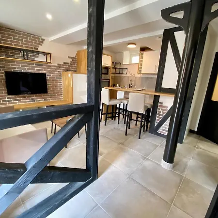 Appartement 2p Typique Alsace Vieux Avec Parking Schiltigheim